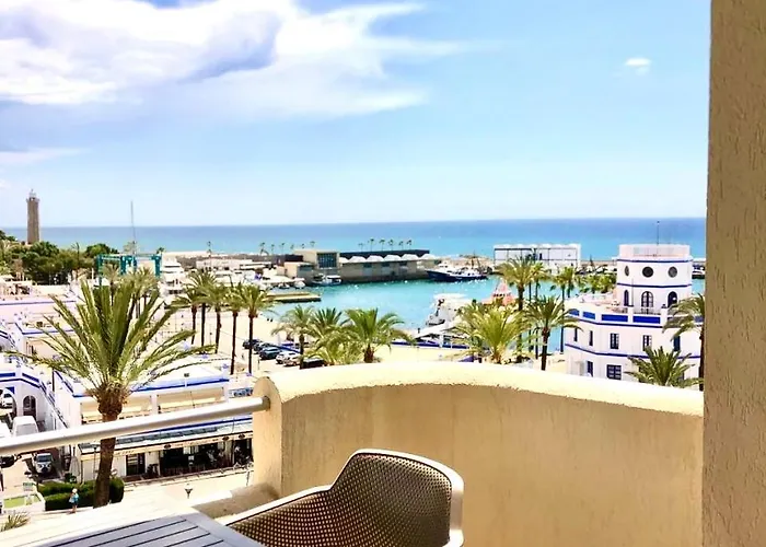 Puerto Paraiso 公寓